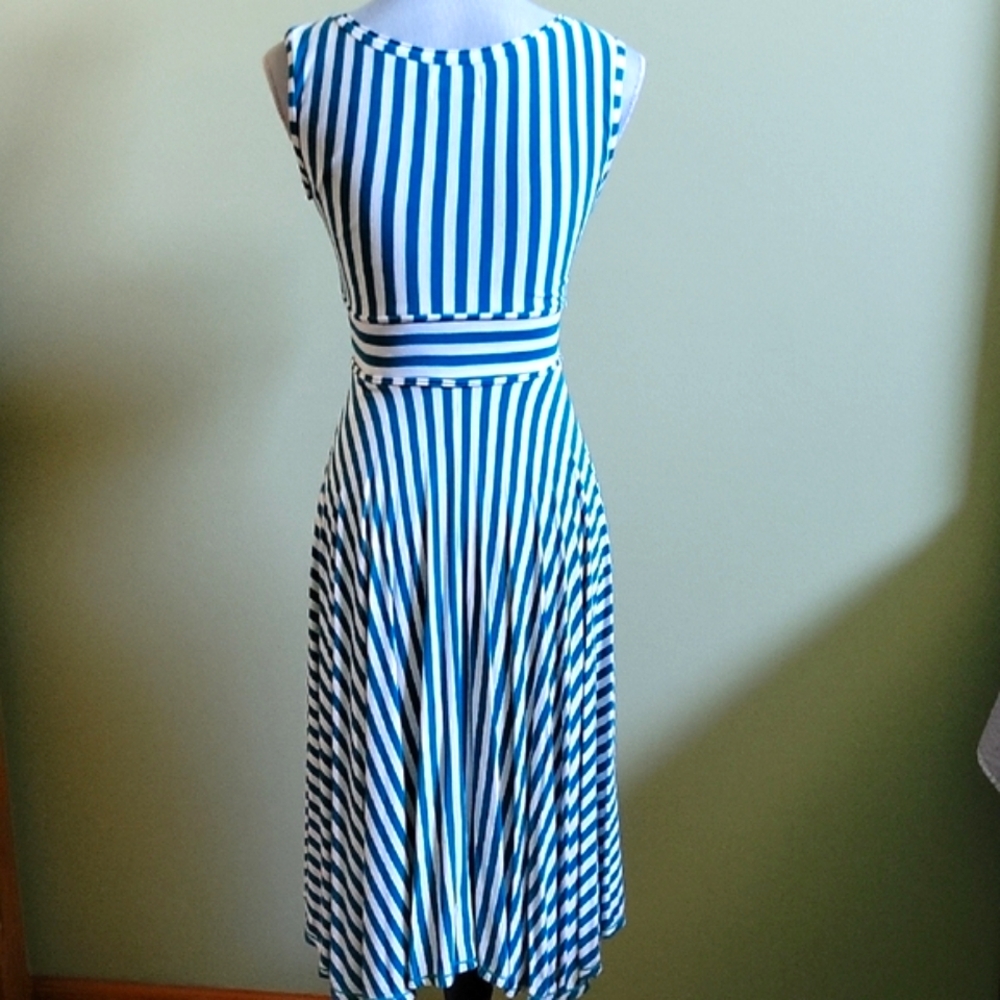 MAX STUDIO Striped Teal and White Sleeveless Midi Dress - Picture 5 of 7